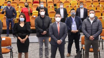 El Gobernador de Cundinamarca, Nicolás García Bustos, y 11 alcaldes cundinamarqueses suscribieron convenios para  la elaboración o actualización de los estudios técnicos básicos de zonificación de amenaza, vulnerabilidad y riesgo [&hellip;]