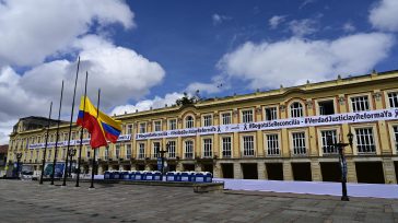 La alcaldesa de Bogotá Claudia López, le pidió perdón a los familias de las victimas que cayeron el 9 de septiembre en las calles de Bogotá acribillados. El presidente Duque, […]