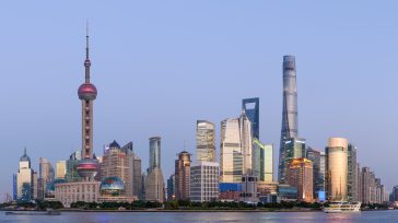 Hoy la ciudad china de Shanghái vive una segunda edad dorada. Como esta, la primera también tuvo su origen en el comercio, solo que entonces lo dominaron las potencias occidentales. […]