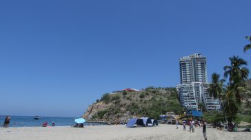 Las playas de El Rodadero en la Bahía de Santa Marta.   Primicia Diario Santa Marta, oficialmente Distrito Turístico, Cultural e Histórico de Santa Marta, es la capital del departamento del Magdalena, […]