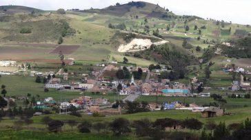 Se encuentra ubicado a 134 Km de Tunja, capital de Boyacá, con una temperatura que oscila entre los 2 y 6º. Destacan sus bellos paisajes producto de su diversidad en [&hellip;]