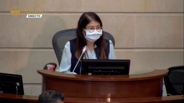 La senadora Sandra Ramírez, presidiendo el Senado de la República.    Orbedatos La senadora Sandra Ramírez, quien por muchos años fue la compañera permanente del máximo jefe de las Fuerzas […]