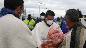 Nicolás García Bustos, gobernador de Cundinamarca, ayudando a los campesinos en la comercialización de la papa.    Orbedatos Por iniciativa del gobernador de Cundinamarca, Nicolás García Bustos, los campesinos paperos […]