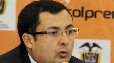 Juan Carlos Granados  &nbsp; &nbsp; Para el congresista Germán Navas Talero denunció que pudo haber un ‘enjuagado’ para que el investigado ex-contralor de Bogotá fuese elegido y con ello lograra [&hellip;]