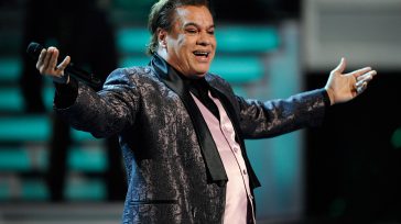 Alberto Aguilera Valadez , conocido como Juan Gabriel   Guillermo Romero Salamanca Cada 7 de enero, desde el 2016, Raúl Campos recuerda a Juan Gabriel, con una botella de tequila, […]