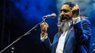 Diego «El Cigala» El galardonado y reconocido cantaor  Diego «El Cigala» estrena el video del icónico tema «Si Tú Me Dices Ven» el que comparte créditos con el Trío de Chucho Navarro Junior, hijo [&hellip;]