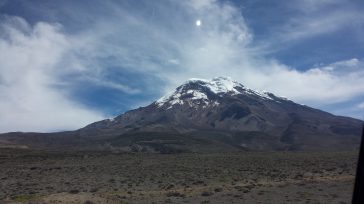 El Volcán de Chimborazo de 6.268 metros de altitud, y que se encuentra a 6.384 kilómetros de distancia del centro terrestre, dos más que la cima del globo, el Everest, […]