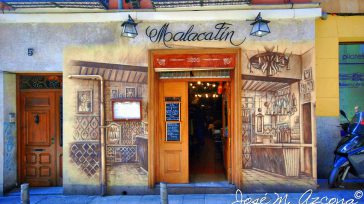 Restaurante Malacatín   Claudio Ochoa Infinitas, así son las historias que acumulan las paredes, techos y reliquias de los restaurantes madrileños ancestrales. Adorables, por las vivencias que han dejado allí […]