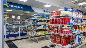 Droguerías Colsubsidio creó la primera droguería incluyente de Medellín &nbsp; Orbedatos En Colombia hay 3.134.036 personas con discapacidad lo que equivale a 7.1% de la población del país. La OMS estima [&hellip;]