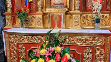 Imagen de la virgen y el niño negro en el templo de Monserrate. Foto Junior. Primicia Diario. &nbsp; &nbsp; Orbedatos «Dios Padre ama a los hombres hasta el punto de [&hellip;]