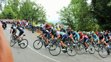   Quintana, con el maillot rojo, en la etapa 9 de la Vuelta a España     El ciclista Nairo Quintana del equipo Arkea-Samsic sería declarado como el campeón de […]