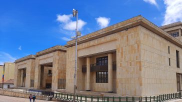 Funcionarios del poder judicial recibirán prima especial.    El Ministro de Justicia y del Derecho, Wilson Ruiz Orejuela, anunció que el gobierno nacional tiene listo el decreto que establece una […]