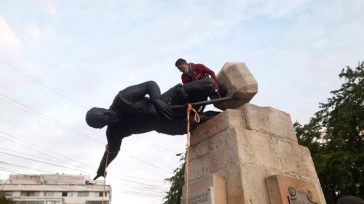 Los indígenas derribaron la estatua de Sebastián de Belálcazar en Cali,. Los nativos acusan al fundador de Cali de genocidio contra los nativos de la región.    Cali Estamos cumpliendo nuestra […]