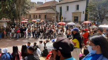 En Bogotá la gente ya no le teme al coronavirus &nbsp; &nbsp; &nbsp; Guillermo Romero Salamanca Los científicos analizan una y otra vez las causas, las consecuencias y cómo combatir [&hellip;]