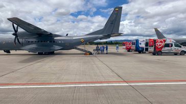 La Fuera Aérea Colombiana ha transportado pacientes de la Covid-19 al departamento de Cundinamarca para su atención.     Luis Eduardo Romero Pacientes Covid-19 de Santa Marta y Barranquilla, están […]