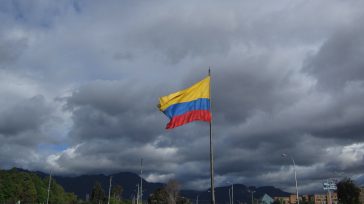 El Comité Nacional del Paro convocó hoy a una jornada de protesta aduciendo que el gobierno se niega a negociar y por el contrario amenaza con nuevas agresiones a quienes […]