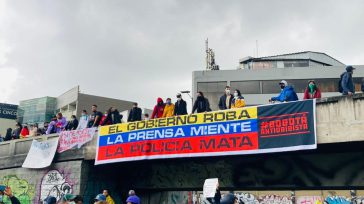 Confidencias: ALTA TENSIÓNEl Paro Nacional en Colombia se mantiene.    CIFRAS DE MUERTOS Mientras la fiscalía general de la nación sostiene que son 26 los muertos que deja las protestas […]