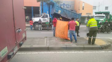 Algunas vías de Cundinamarca se encuentran taponadas.  &nbsp; &nbsp; El gobernador de Cundinamarca, Nicolás García Bustos, reportó que en desarrollo del Paro Nacional se han registrado afectaciones viales en los [&hellip;]