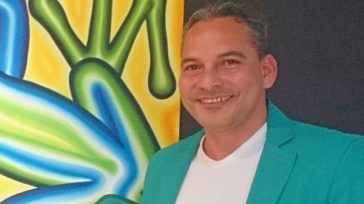 Yessi Santos, escritor tolimense. &nbsp; &nbsp; Manuel Tiberio Bermúdez Artista plástico, galerista, gestor cultural y curador de arte tiene además estudios universitarios en radio, televisión y audiovisuales. Hasta antes de [&hellip;]