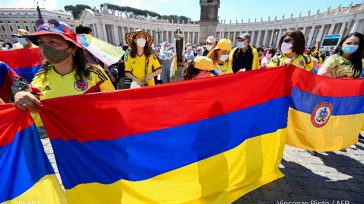 En el marco de la oración dominical, el papa Francisco expresó su preocupación por los enfrentamientos violentos en Colombia.     EFE El papa Francisco expresó su preocupación  por los enfrentamientos violentos […]