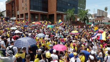 Vuelven las marchas a Colombia   Javier Sánchez Mañana miércoles 12 de mayo se realizará una protesta en todas las regiones del país, por cuanto el Paro Nacional se mantiene y […]