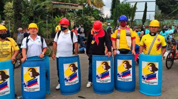 La Primera Línea fue iniciada por jóvenes. Luego la conformaron la madre de los jóvenes. Los sacerdotes de Cali conformaron la Primera Línea para defender a los caleños de la […]