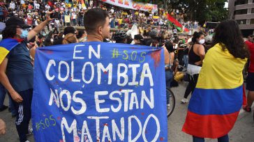 El levantamiento de la juventud en Colombia       Manuel T. Bermúdez Desde hacía mucho tiempo su presencia en las calles y su voz vigorosa no se hacía sentir […]