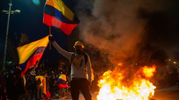 La protesta en Colombia es el resultado de la crisis originada por los pésimos gobiernos.      Manuel T. Bermúdez Ya van más de 30 días de protestas por parte […]