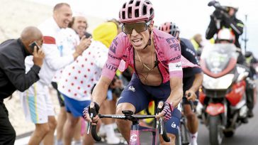 Confidencias: ALTA TENSIÓN   Rigoberto Urán   URÀN SEGUNDO EN EL TOUR Rigoberto Urán recuperó el segundo puesto de la general del Tour de Francia por el desfallecimiento del francés Guillaume […]