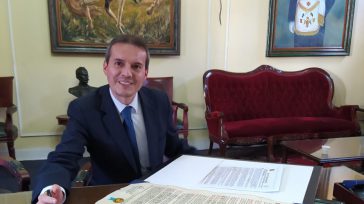 Eric Jussef Cardozo Matta, candidato a ser Gran Maestro   Orbedatos El próximo sábado la Gran Logia de Colombia que lleva 100 años de constituida en el país, llevará a […]