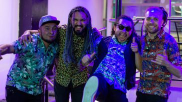 Río Kumbia Río Kumbia es una agrupación bogotana que nace a raíz del amor, el respeto y la pasión que el músico David Trujillo tiene por la cumbia, un género que […]