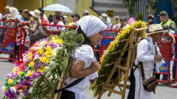 Para Santa Elena, el corregimiento de la ciudad colombiana de Medellín donde nació la tradición silletera, tener a más de 250 niños recorriendo de nuevo sus calles con arreglos florales […]