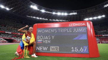 Confidencias: ALTA TENSIÓN Yulimar Rojas Medalla de Oro en Triple Salto en Japón 2021    LATINOAMÉRICA CELEBRA  La atleta venezolana Yulimar Rojas ganó la medalla de oro en triple salto, y […]