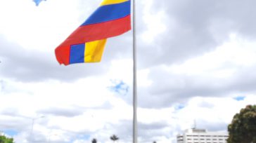 COLOMBIA INDECISA EN MATERIA DE CANDIDATOS    EL 77%  El  77% de los colombianos no ha decidido por quién votar a la Presidencia en las próximas elecciones, revela un estudio de la firma Cifras […]