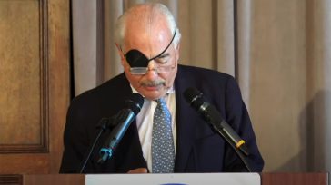 Expresidente Andrés Pastrana Arango   Los expresidentes de Colombia actuan como la canción: «Songo le dio a borondongo borondongo le dio a bernabé Bernabé le pegó a muchilanga le echó a […]