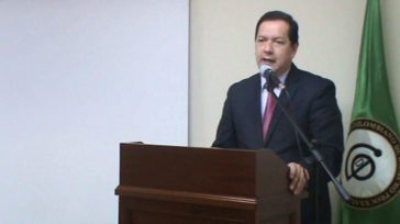 Jesús Hernando Álvarez Mora     Gerney Ríos González La academia colombiana tiene en el abogado – profesor, Jesús Hernando Álvarez Mora, un excelente profesional del derecho para integrar la […]