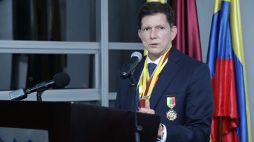 Wilson Ruiz, ministro de Justicia y del Derecho     Javier Sánchez  El ministro de Justicia y del Derecho Wilson Ruiz, recibió un homenaje de las fuerzas vivas y las […]