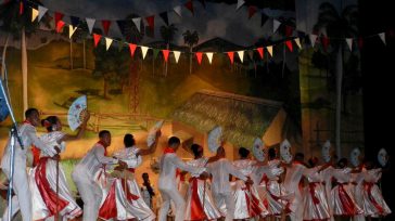 La compañía Folklórica Camagua cerró, de forma presencial, la primera noche del Folk Dance 2021.   Una armoniosa fusión de la danza y la música.   Texto y fotos Lázaro […]
