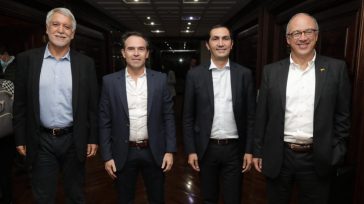 Los precandidatos del Equipo Colombia en debate   Durante la intervención de los precandidatos de la derecha agrupados en Equipo Colombia estos fueron algunos de los pronunciamientos en el debate […]