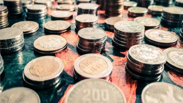 Salario mínimo  Octavio Quintero Lo que es un costo para los empresarios, es un ingreso para los trabajadores que determina su capacidad de consumo. Cuando los empresarios presionan bajos salarios, [&hellip;]