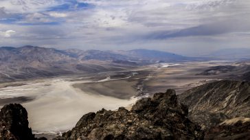 El Valle de la Muerte es el segundo parque natural más grande de los Estados Unidos, justo por detrás de Yellowstone, y forma parte del gran desierto del Mojave.  El […]