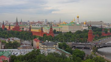 La crisis en Ucrania llevó a los gobiernos occidentales a amenazar a Rusia con un gigantesco y «sin precedente» paquete de sanciones que deberían disuadir al presidente Vladimir Putin de invadir a su […]