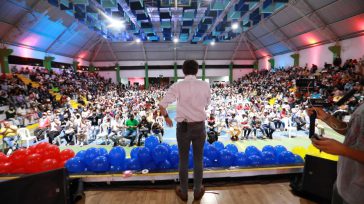 Multitudinarias concentraciones de apoyo viene recibiendo el precandidato Alejandro Gaviria.    Orbedatos Cuando se creía que el único candidato que llenaba plazas era Gustavo Petro, saltó el académico Alejandro Gaviria, […]