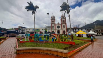 El nivel de pobreza llega al 70. 5 por ciento. El municipio es calificado como el más pobre de la región de Risaralda. Los habitantes hacen un llamado al gobierno […]