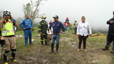 El gobernador de Cundinamarca Nicolás García Bustos encabeza la búsqueda de los desaparecidos en Arbeláez.        Equipos de bomberos de Sopó, Fusagasugá y Arbeláez junto con Ejército y […]