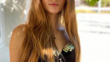 Kristina Pimenova     DESCRESTADOS EN MEDELLÍN CON LA ESTATUA DE CERA DE MALUMA Unas 54 mil personas acompañarán este 30 de abril a Maluma en su concierto titulado «Medallo […]