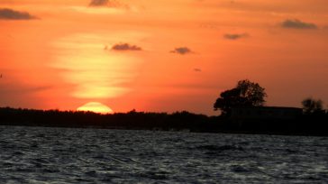 Minutos antes de que el cielo se tiña de una luz rojiza, se aprecia un sol muy atractivo.     Texto y fotos Lázaro David Najarro Pujol Corresponsal Primicia Diario […]