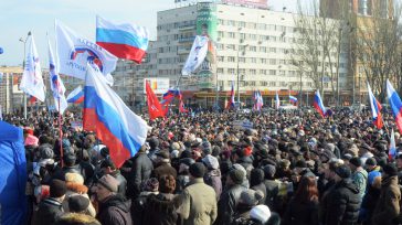 Manifestación prorrusa en la ciudad oriental ucraniana de Donetsk el 9 de marzo de 2014       coronel ( r) Carlos Alfonso Velásquez Algunas cosas van quedando claras de la […]