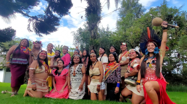 Lideresas indígenas.  Las mujeres indígenas hablan, se levantan y transforman sus comunidades mediante acciones valientes, ideas audaces y un compromiso inquebrantable con el mundo. El Programa de Lideresas Indígenas, se […]