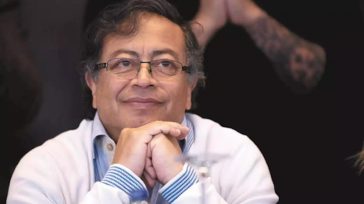 Gustavo Petro     «Hemos ganado dos veces, el 13 y el 29, y vamos por la tercera victoria el 19. Paso de Vencedores amigos y amigas. Un pequeño esfuerzo […]